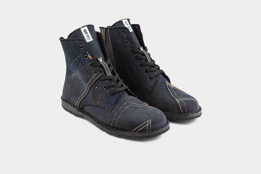 STAGE BOOTS BLACK DENIM 02