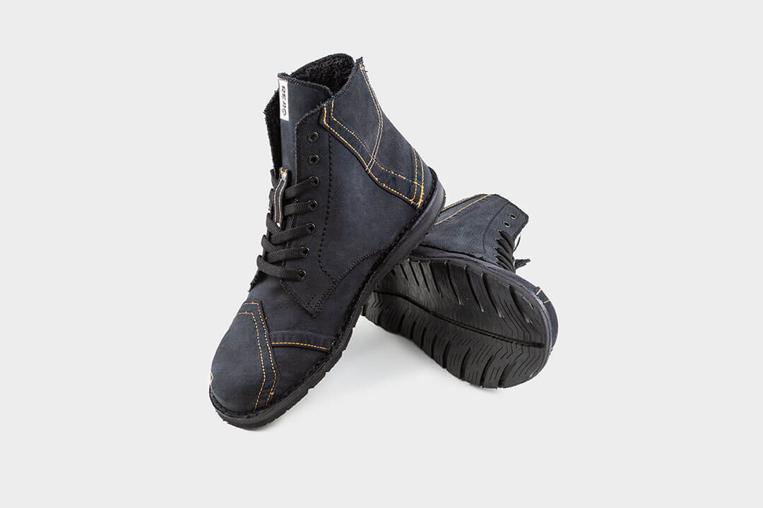 STAGE BOOTS BLACK DENIM 02