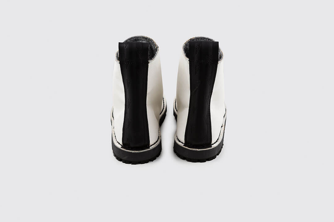 STAGE BOOTS WHITE